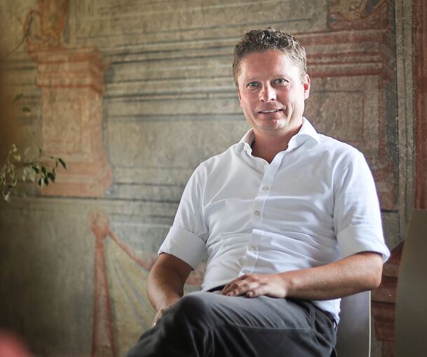 Besigheims Bürgermeister Florian Bargmann begrüßt, dass er künftig nicht allein über Ausgaben entscheiden kann, sondern es gemeinsam mit dem Gemeinderat tut.
