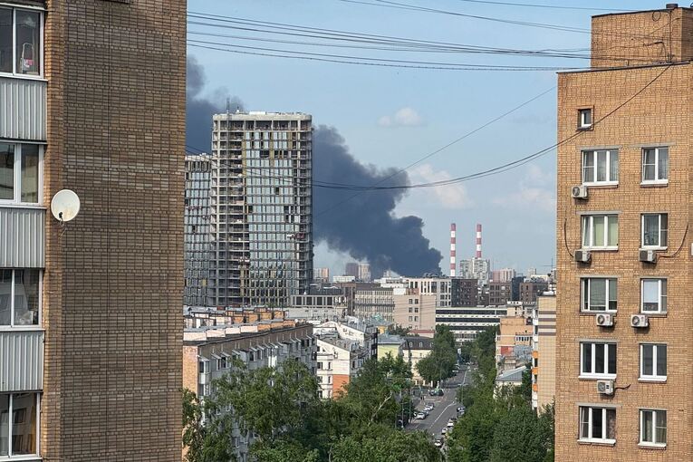 Ukraine-Krieg - Brand im Osten Moskaus Ukraine-Krieg - Brand im Osten Moskaus