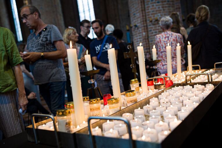 Nach Schüssen in Jugendeinrichtung - Andacht in Hannover Nach Schüssen in Jugendeinrichtung - Andacht in Hannover