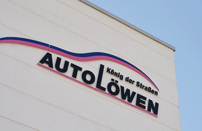 Der König der Straßen ist liegen geblieben: Die Autolöwen GmbH ist pleite.