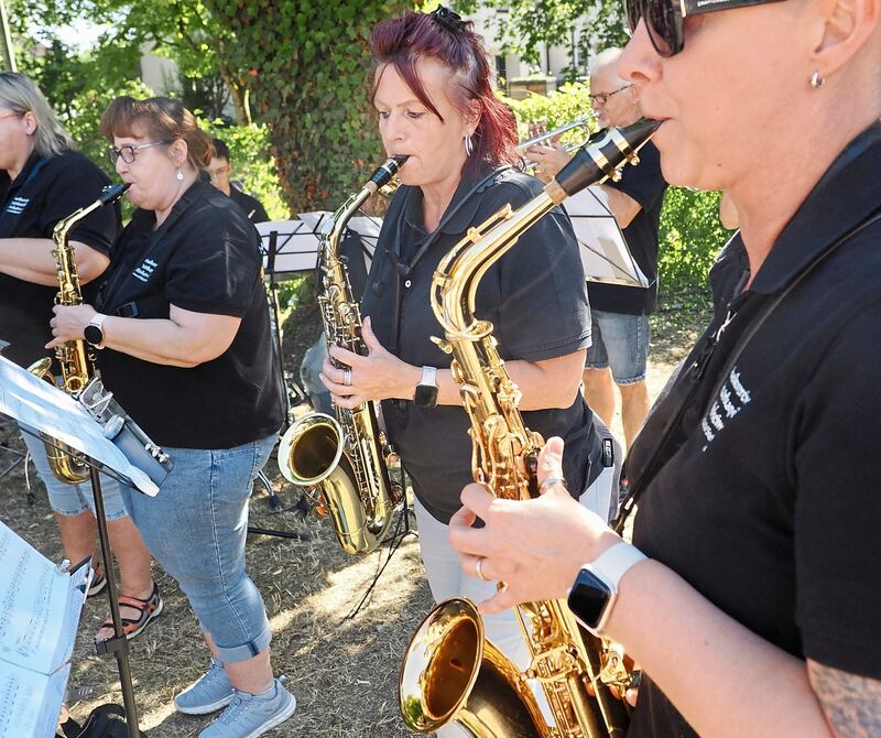 Flotte Töne beim Fest.