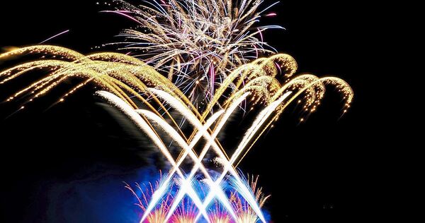 Das Musikfeuerwerk 2026 im Blühenden Barock begeistert die Zuschauer.