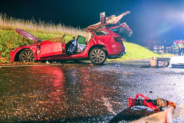 Schwerer Verkehrsunfall auf A8