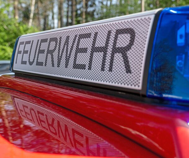 Die Feuerwehr konnte das Feuer löschen. Die Feuerwehr konnte das Feuer löschen.