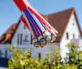 In Sachsenheim soll „in etwa zwei Jahren für 90 oder sogar mehr Prozent der Haushalte ein Glasfaseranschluss vorhanden“ sein“. In Sachsenheim soll „in etwa zwei Jahren für 90 oder sogar mehr Prozent der Haushalte ein Glasfaseranschluss vorhanden“ sein“.