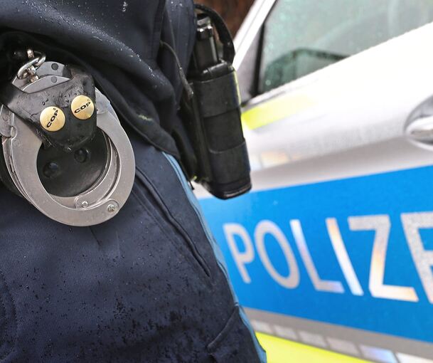 Die Polizei empfing den 28-Jährigen am Bietigheimer Bahnhof. Die Polizei empfing den 28-Jährigen am Bietigheimer Bahnhof.