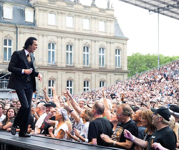 Nick Cave bei seinem Auftritt auf dem Stuttgarter Schlossplatz: Gibt es beim Festival noch genug – relevanten – Jazz?