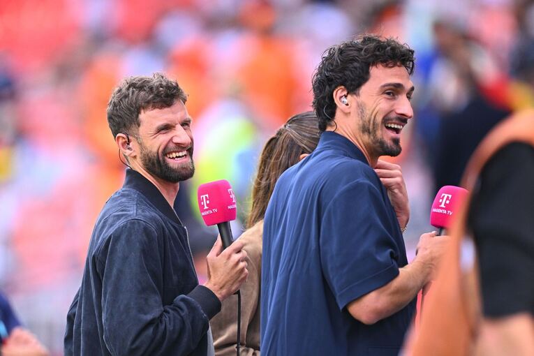 Thomas Müller (l) und Mats Humels Thomas Müller (l) und Mats Humels