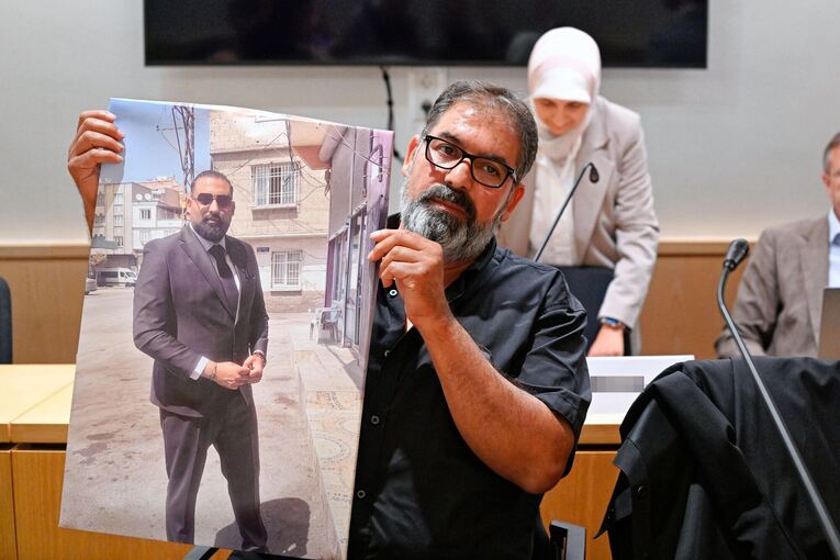 Zugbegleiter zu Tode geprügelt - Urteil erwartet Zugbegleiter zu Tode geprügelt - Urteil erwartet