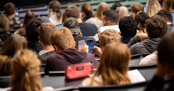 Vorlesungsbeginn Uni Hannover Vorlesungsbeginn Uni Hannover
