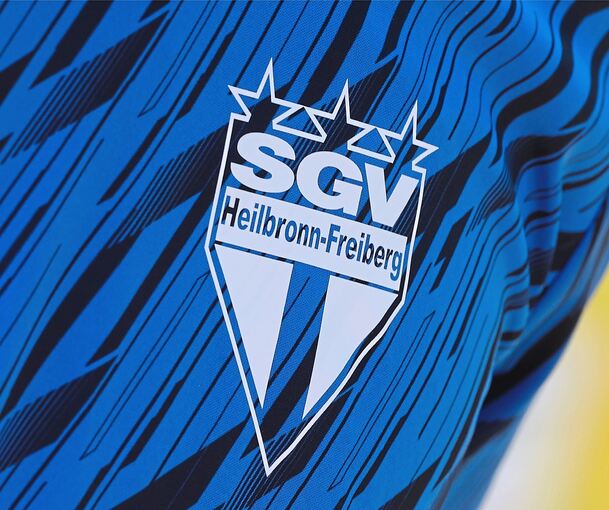 Erstmals mit neuem Logo auf dem Trikot unterwegs: Der SGV Heilbronn-Freiberg.