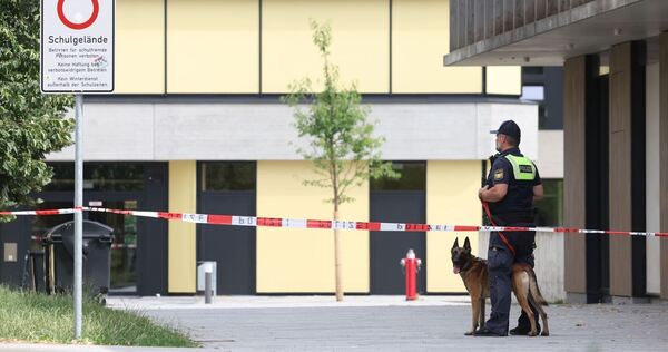 Festnahme und Verletzte an Gymnasium in Schongau Festnahme und Verletzte an Gymnasium in Schongau