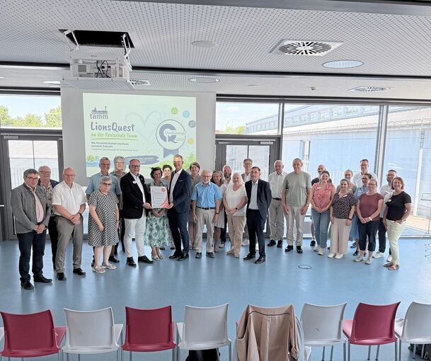 Die Realschule Tamm wurde kürzlich mit dem Lions-Quest-Qualitätssiegel ausgezeichnet. Die Realschule Tamm wurde kürzlich mit dem Lions-Quest-Qualitätssiegel ausgezeichnet.