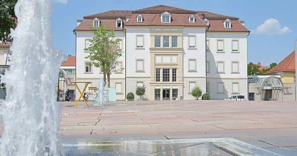 Zähes Ringen im Ludwigsburger Rathaus um den Nachtragshaushalt. Zähes Ringen im Ludwigsburger Rathaus um den Nachtragshaushalt.