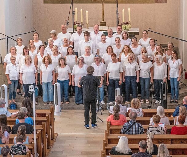Der Chor Gospelpower in der Erlöserkirche.