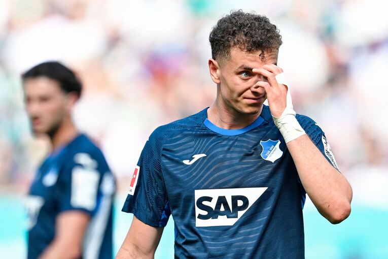 Fisnik Asllani Fisnik Asllani
