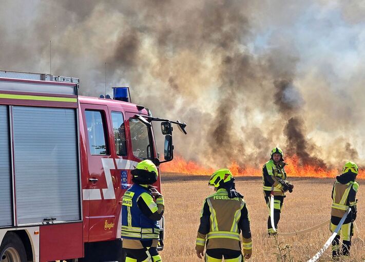 Flächenbrand bei Karlsruhe Flächenbrand bei Karlsruhe