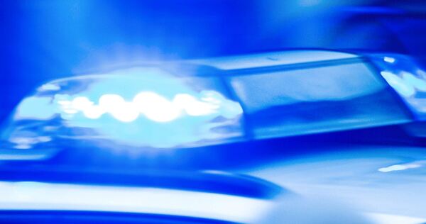 Die Polizei sucht Zeugen. Die Polizei sucht Zeugen.