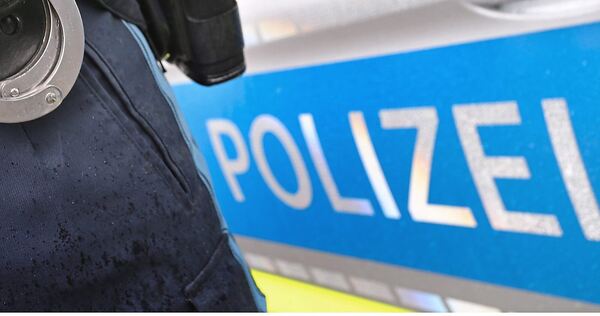Ein Polizist wurde in Ludwigsburg während eines Einsatzes am Bahnhof verletzt. Ein Polizist wurde in Ludwigsburg während eines Einsatzes am Bahnhof verletzt.