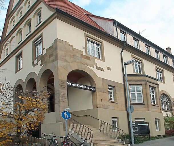 Die Stadtbücherei Marbach hat aktuell mit Budgetkürzungen zu kämpfen.