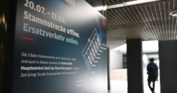 Vor Sperrung S-Bahn-Stammstrecke in Stuttgart Vor Sperrung S-Bahn-Stammstrecke in Stuttgart