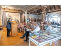 Stadtarchivar Albrecht Gühring (links) hat anlässlich des 1250. Jubiläums im Archiv gesucht und viel gefunden.