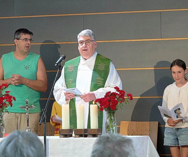 Die Christophorus-Gemeinde erinnert mit Pfarrer Hans R. Drescher an ihren Schutzpatron.