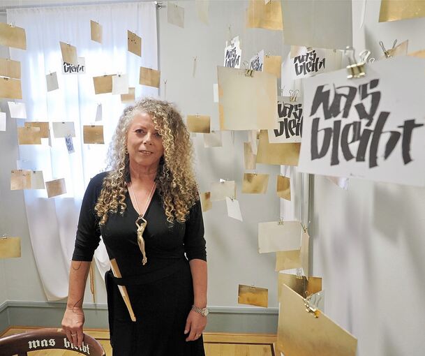 Sigrid Artmann lebt und arbeitet seit vielen Jahren in Ludwigsburg. Im Heilbronner Torhaus ist eine Ausstellung mit den Werken der Künstlerin zu sehen.