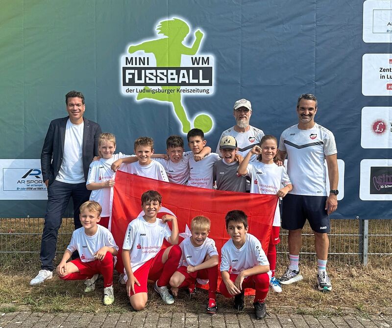 Jubel beim Team Türkei (VFB Neckarrems). Jubel beim Team Türkei (VFB Neckarrems).