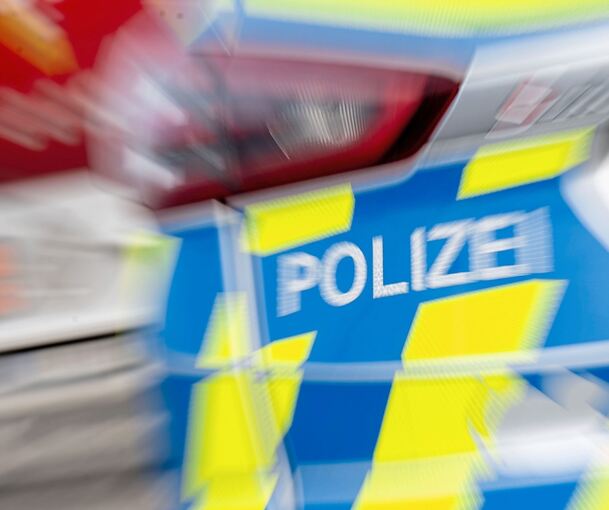 Die Polizei sucht Zeugen.