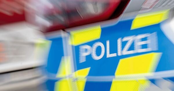 Die Polizei sucht Zeugen.