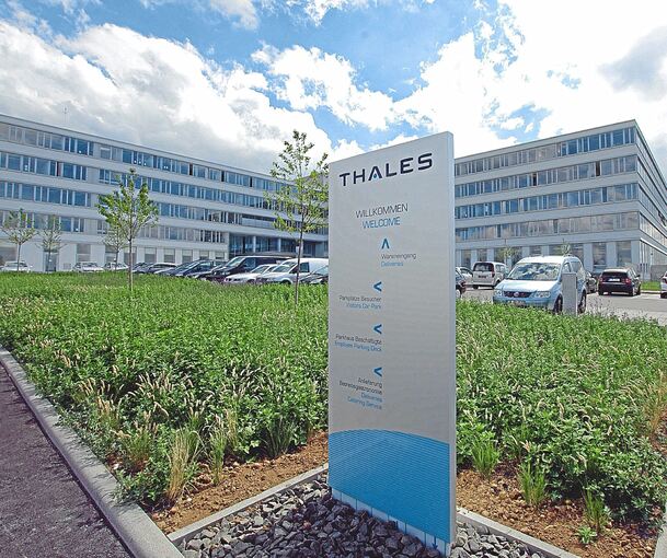 Thales Deutschland stellt in Ditzingen 300 neue Mitarbeiter ein – die Fachkräfte kommen häufig aus der Autoindustrie.