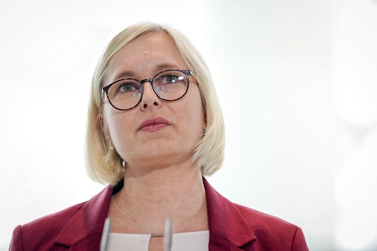 Christiane Schenderlein