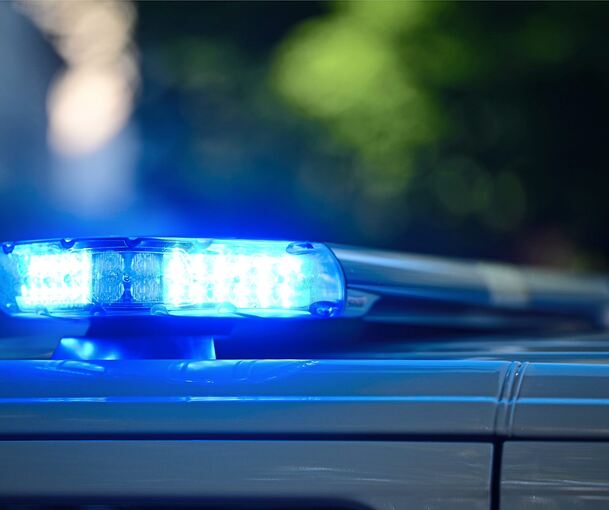 Die Polizei sucht Zeugen.