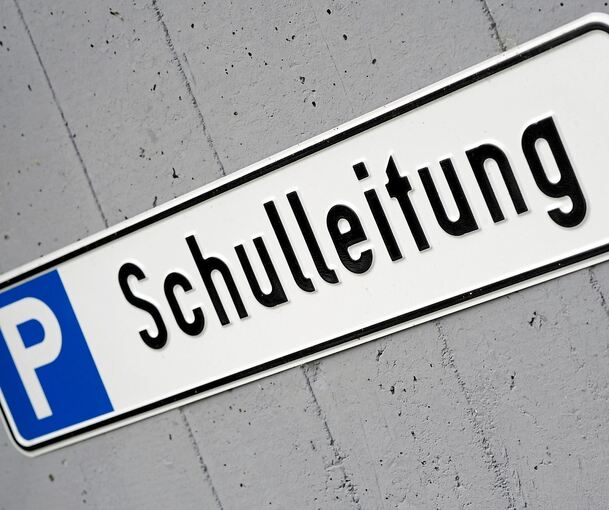 Schulleitung gesucht! Bis auf Weiteres bleibt dieser Parkplatz leer. An drei Ludwigsburger Schulen ist die Nachfolge an der Spitze noch offen.