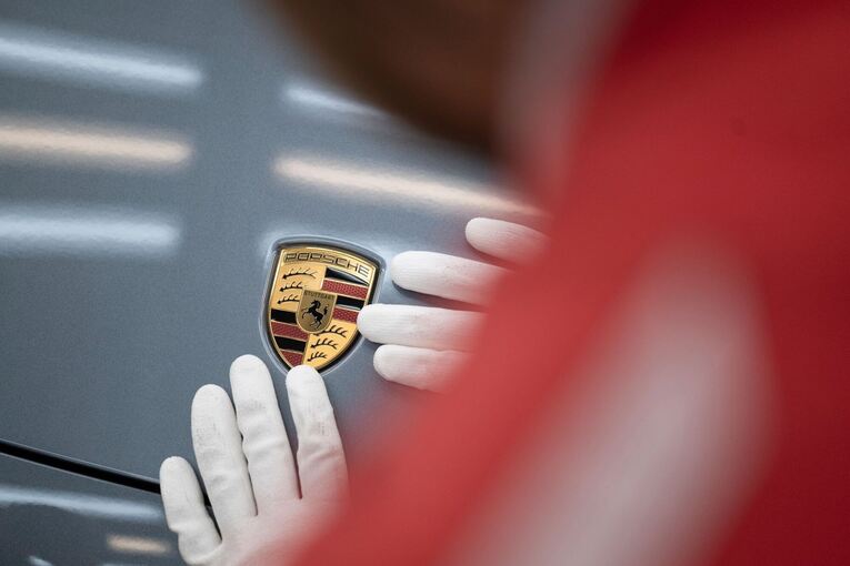 Porsche AG