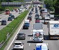 Auf den Autobahnen in Deutschland wird am Wochenende wohl wieder viel los sein.
