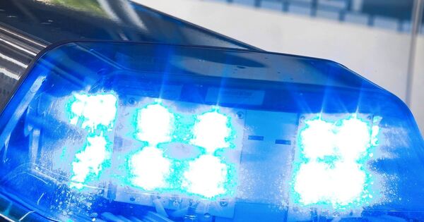 Bönnigheim: Neunjähriger erschrickt, stolpert und stürzt auf die Fahrbahn