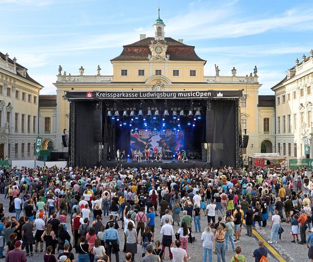Im Ludwigsburger Schlosshof finden auch am Wochenende wieder Konzerte statt. Im Ludwigsburger Schlosshof finden auch am Wochenende wieder Konzerte statt.