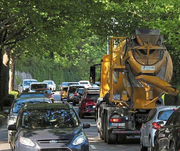 Die Sperrung der Murrbrücke sorgte am ersten Tag für volle Straßen auf der Umleitungsstrecke.