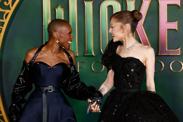 Cynthia Erivo und Ariana Grande Cynthia Erivo und Ariana Grande