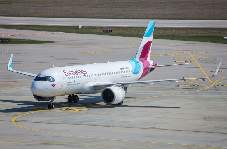 Blitzeinschlag in Eurowingsflieger