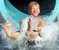 In den Sommerferien machen viele Familien einen Ausflug ins Freibad. In den Sommerferien machen viele Familien einen Ausflug ins Freibad.