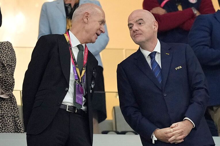 Bernd Neuendorf und Gianni Infantino