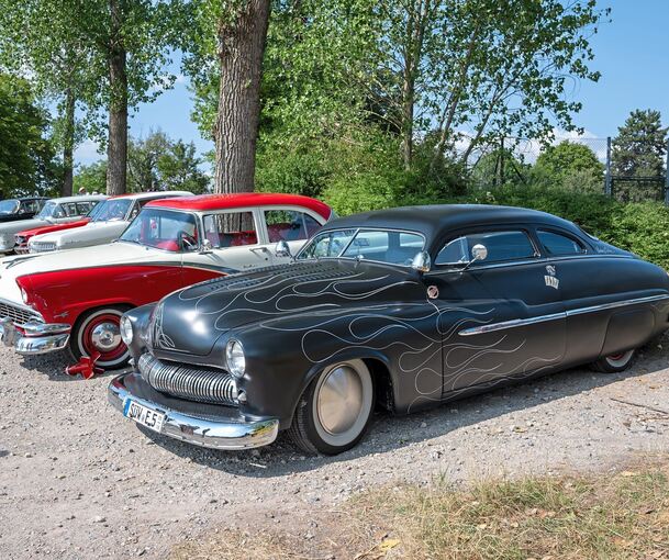 Dicke Schlitten aus früheren Jahrzehnten sind eines der Markenzeichen der Rockabilly Days.