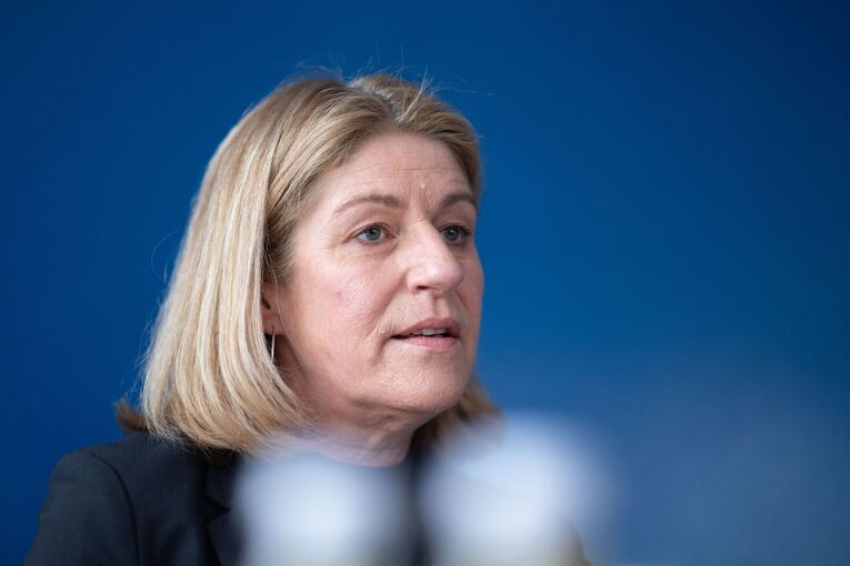 Barbara Resch, IG Metall Bezirksleiterin Baden-Württemberg Barbara Resch, IG Metall Bezirksleiterin Baden-Württemberg
