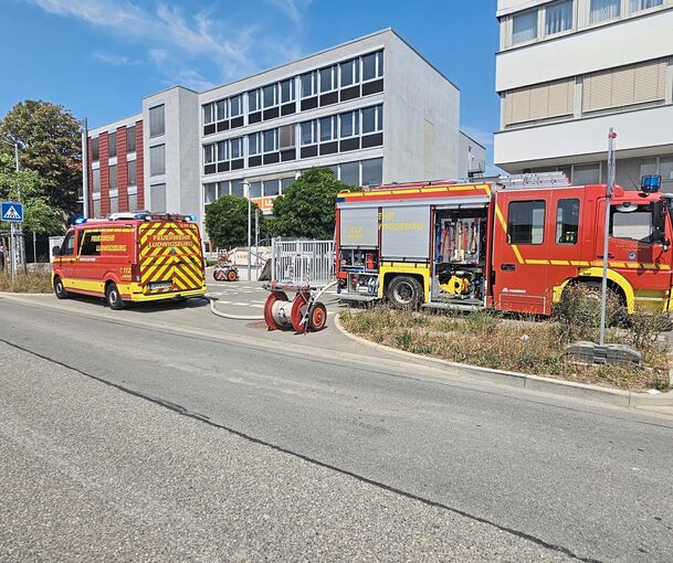 Die Feuerwehr rückt aus.