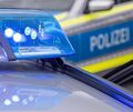 Die Polizei ist auf der Suche nach Hinweisen zu dem flüchtigen Fahrer. Die Polizei ist auf der Suche nach Hinweisen zu dem flüchtigen Fahrer.