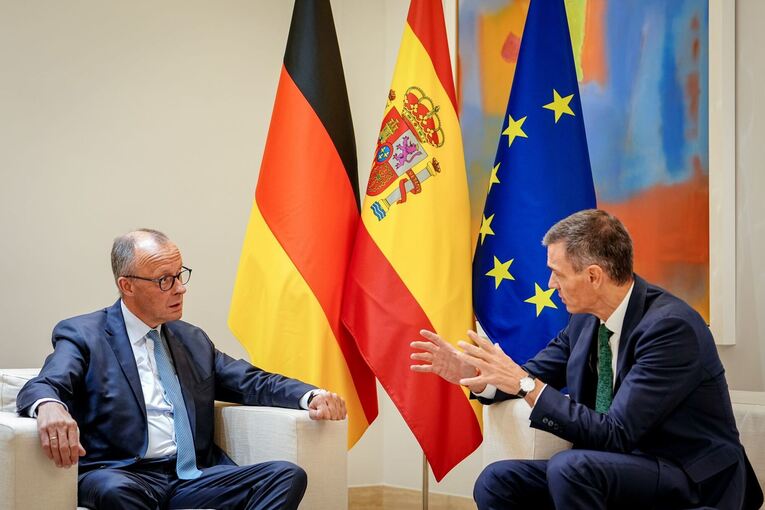 Bundeskanzler Merz mit Spaniens Ministerpräsident Sanchez Bundeskanzler Merz mit Spaniens Ministerpräsident Sanchez