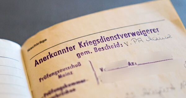 Anerkannter Kriegsdienstverweigerer Anerkannter Kriegsdienstverweigerer